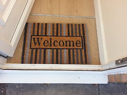 Immaculate 3-bed House in Bristol With Fast Wifi