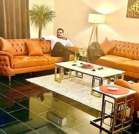 Colony Club Resort & Casino (The old Palm Spring Resort)