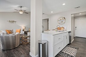 Bay House Condos #2412 - Little's Toasty Coasty