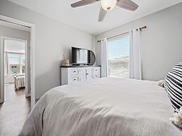 Bay House Condos #2412 - Little's Toasty Coasty