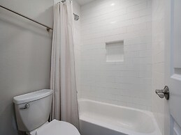 Bay House Condos #2412 - Little's Toasty Coasty