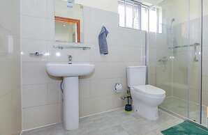 Stunning 6-bed Apartment in Kigali