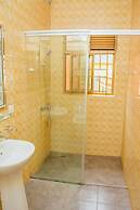 Stunning 6-bed Apartment in Kigali