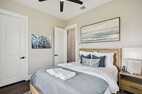 Sandy Cheeks Surfside