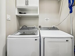 Sandy Cheeks Surfside