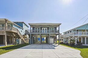 Sandy Cheeks Surfside