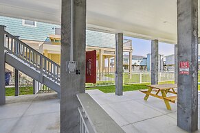 Sandy Cheeks Surfside