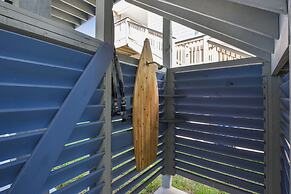 Sandy Cheeks Surfside