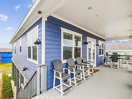 Sandy Cheeks Surfside