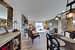 The Bear Hug - Deer Ridge Mountain Resort E107