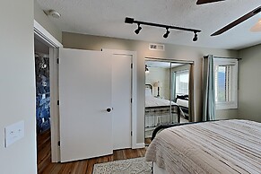 The Bear Hug - Deer Ridge Mountain Resort E107