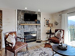 The Bear Hug - Deer Ridge Mountain Resort E107