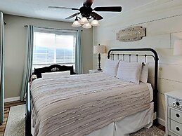 The Bear Hug - Deer Ridge Mountain Resort E107