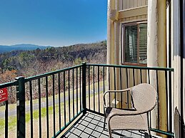 The Bear Hug - Deer Ridge Mountain Resort E107