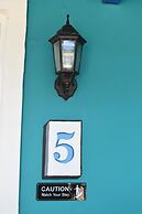 CALIZO VIP GUEST HOUSE