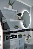 CALIZO VIP GUEST HOUSE