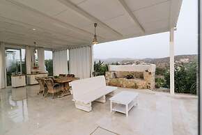 Villa Olympia in the Palm Trees