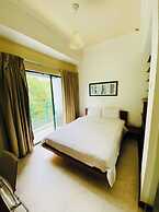 Peninsula Residents All Suite