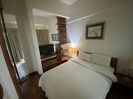 Peninsula Residents All Suite