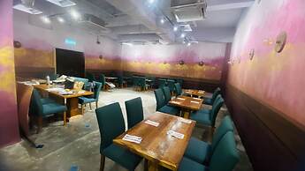 Peninsula Residents All Suite