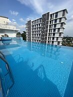 Peninsula Residents All Suite