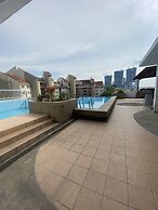 Peninsula Residents All Suite