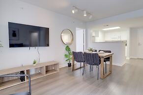 Spacious 2BR Condo at Ballston
