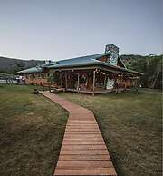 Boulder Lake Lodge