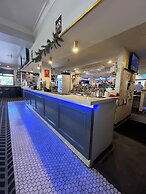 Romano's Hotel