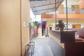 OYO 90463 A2b Guesthouse