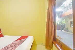 OYO 90463 A2b Guesthouse