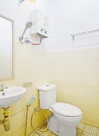 OYO 90463 A2b Guesthouse