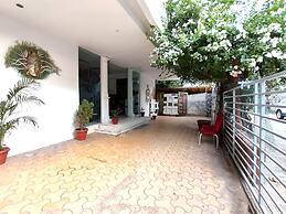 The Sky Imperial Hotel Yahvi