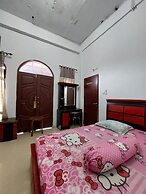 OYO 92384 Homestay Vip