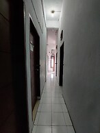 OYO 92384 Homestay Vip