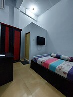 OYO 92384 Homestay Vip