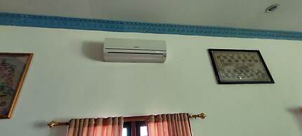 OYO 92243 Fanilly Guest House MarabahanNearJembatan Rumpiang