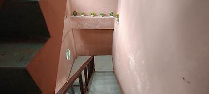 OYO 92243 Fanilly Guest House MarabahanNearJembatan Rumpiang