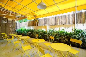 Bloom Hotel - Cyber Towers