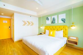 Bloom Hotel - Cyber Towers