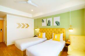 Bloom Hotel - Cyber Towers