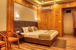 Qcent Woods Spa & Resort