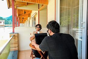 Qcent Woods Spa & Resort