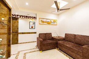 Hotel Larmont Luxury