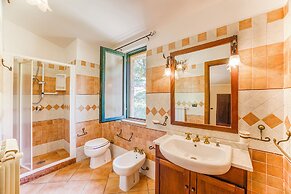 Vineyard Dependance With Shared Pool