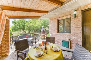 Vineyard Dependance With Shared Pool