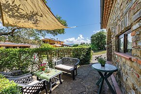 Local Stone Cottage With Shared Pool