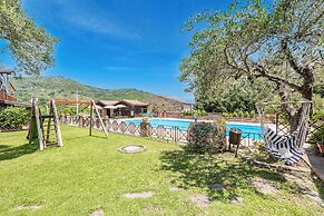 Local Stone Cottage With Shared Pool