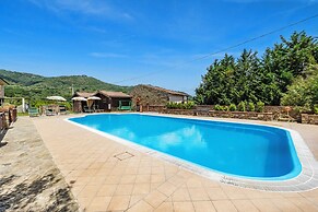 Local Stone Cottage With Shared Pool