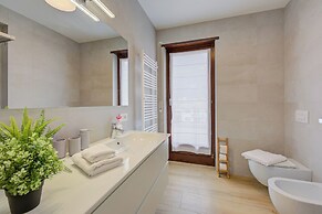 Balcone Sui Tigli Few Min From The Lake